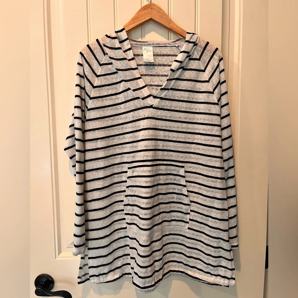 Kona Sol Medium Hooded Swim Suit Cover Up Pullover Navy White Resort Cruise LW